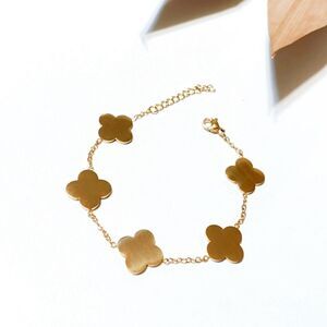 Gold flower bracelet S292